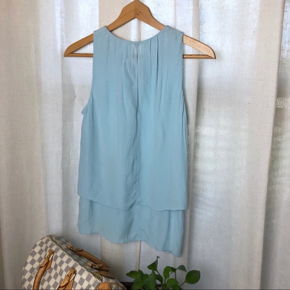 ⭕️Sold⭕️J. Crew Blue Tiered Crepe Top Size 2 - Picture 3 of 3